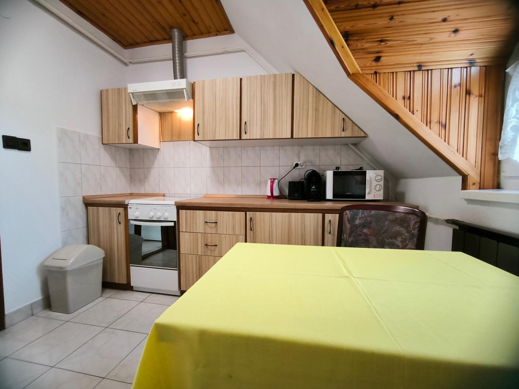 Oleander Vendeghaz Hotel Tihany Bagian luar foto
